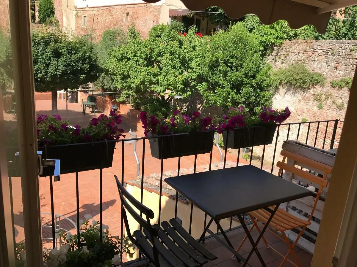 Fonte Gaia Experience Bed & Breakfast Siena